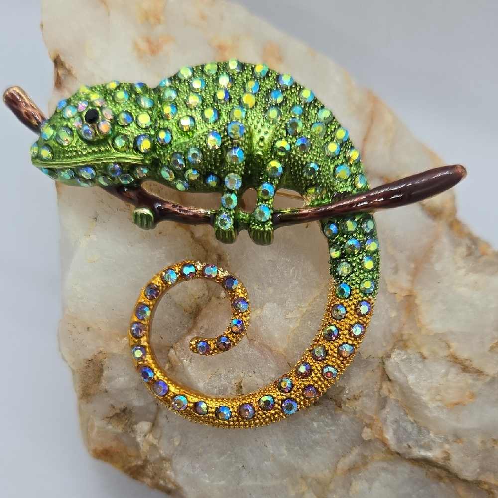 Green Chameleon Rhinestone Brooch Large Crystal Reptile Lizard Pin Statement - Picture 2 of 6